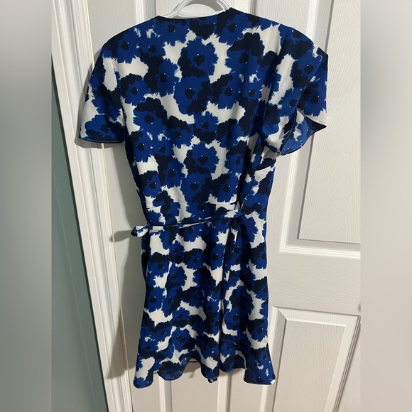 Banana Republic Wrap Dress - Picture 5 of 5